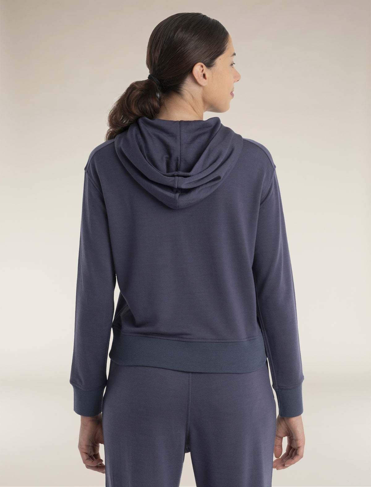 Women's Merino Blend 200 Crush Long Sleeve Hoodie Graphite - 2