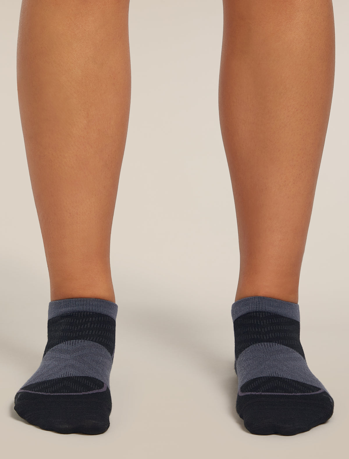Women's Merino Run+ Ultralight Micro Socks Black/Graphite - 4