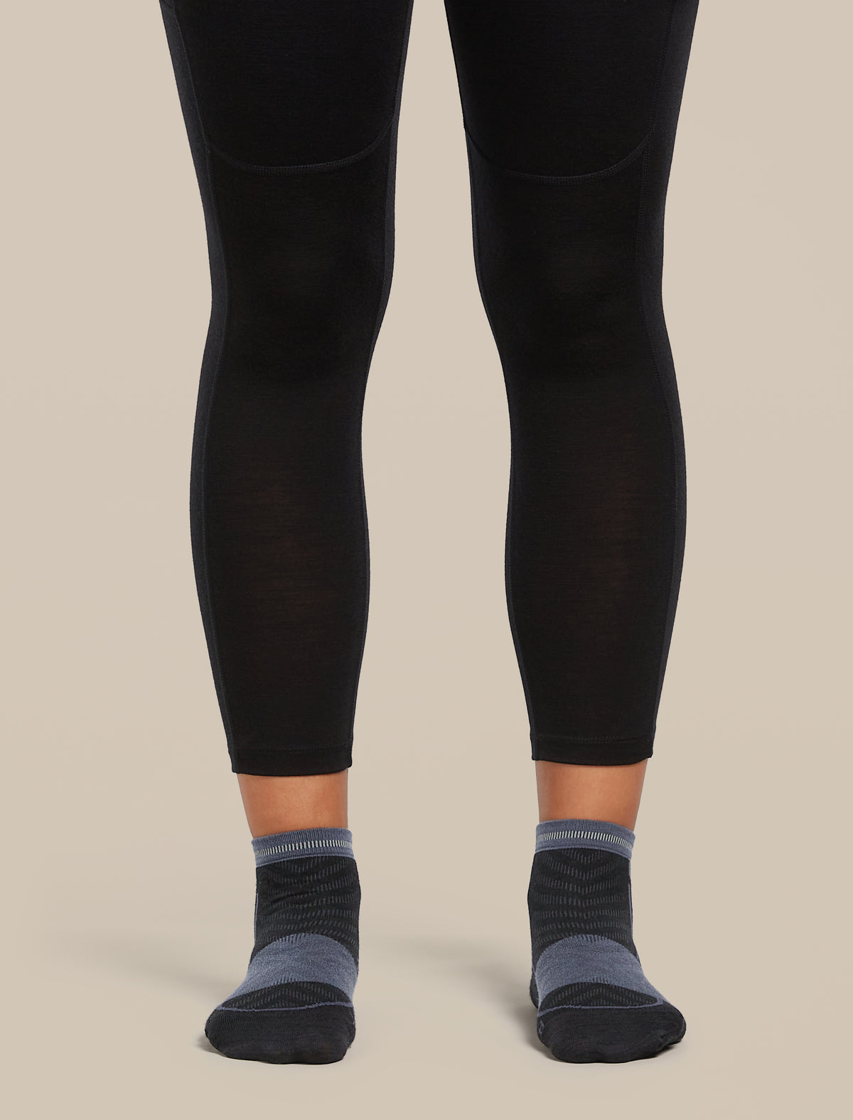 Women's Merino Blend Run+ Ultralight Mini Socks Black/Graphite - 4