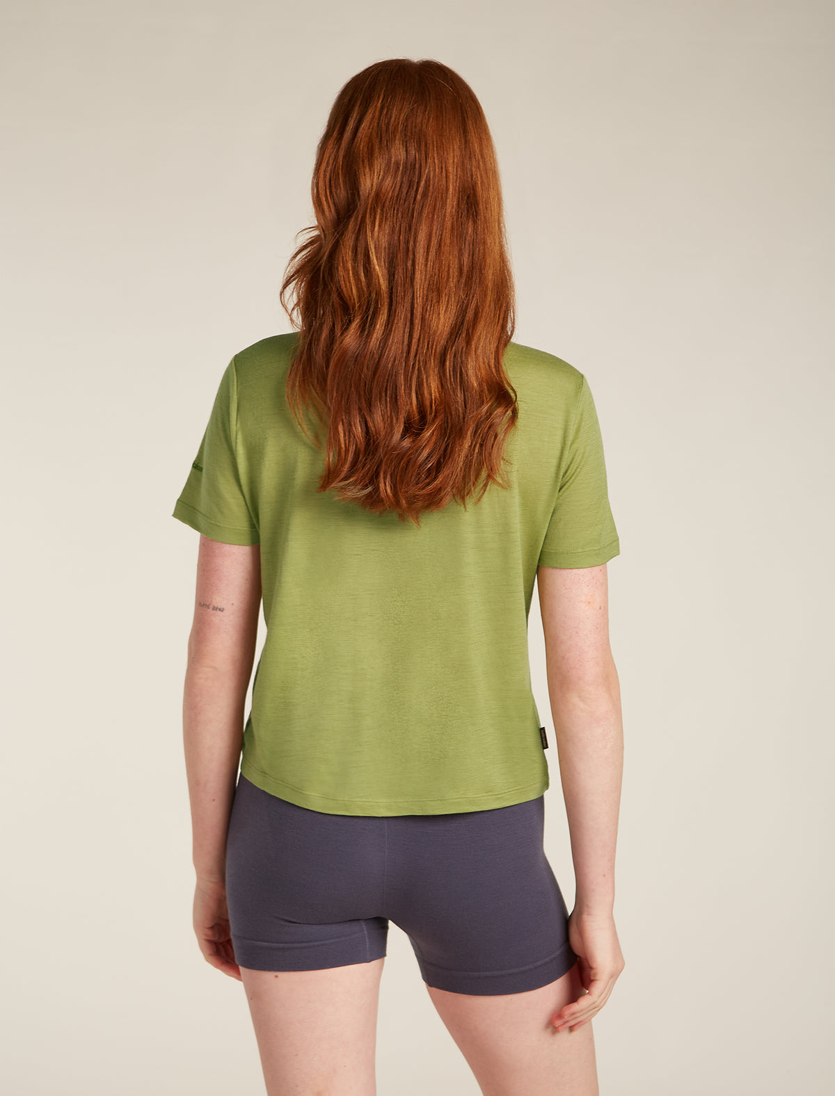 Women's Merino 150 Tech Lite Short Sleeve Crop T-Shirt Olive - 2
