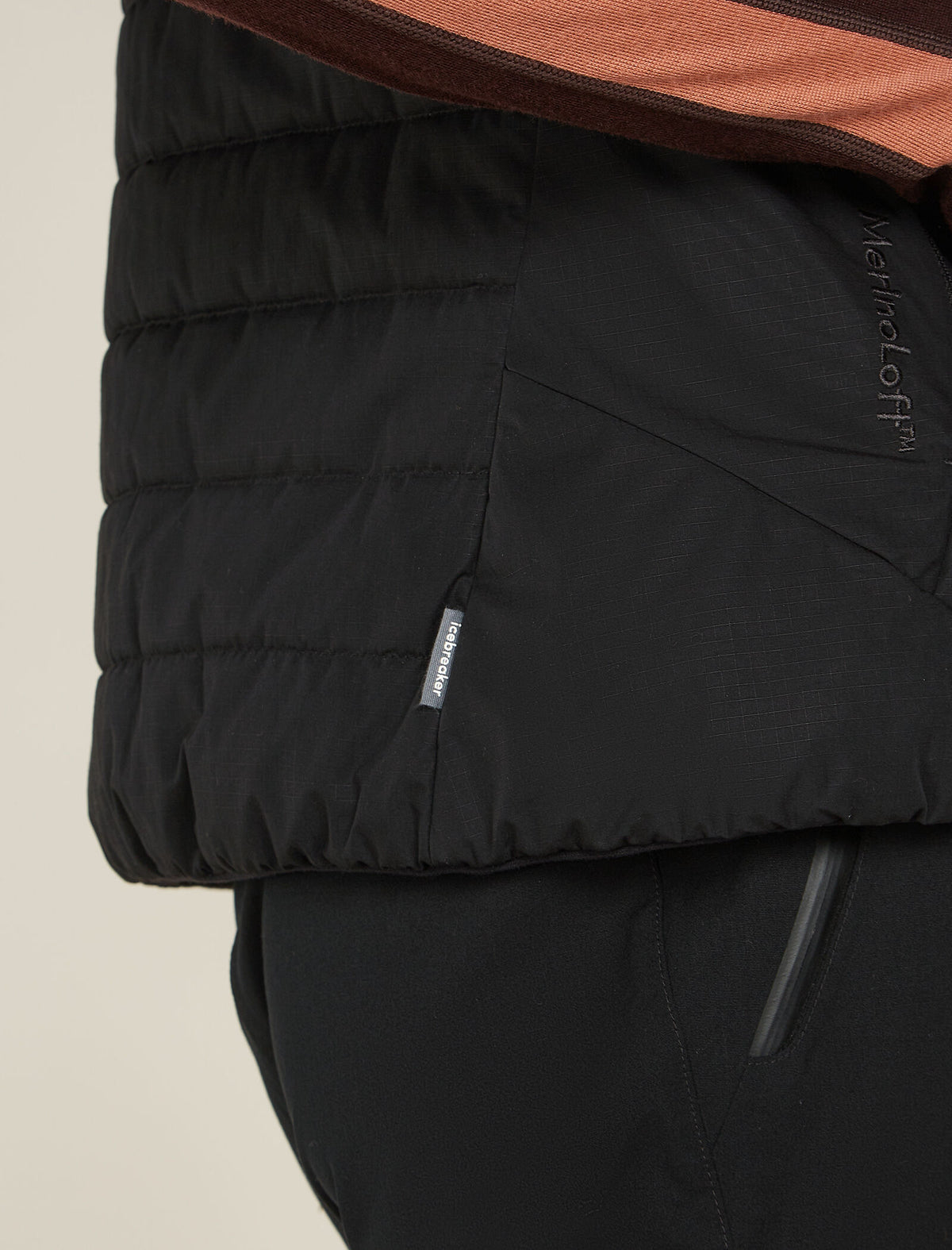Women's 1360 MerinoLoft™ Vest Black - 5