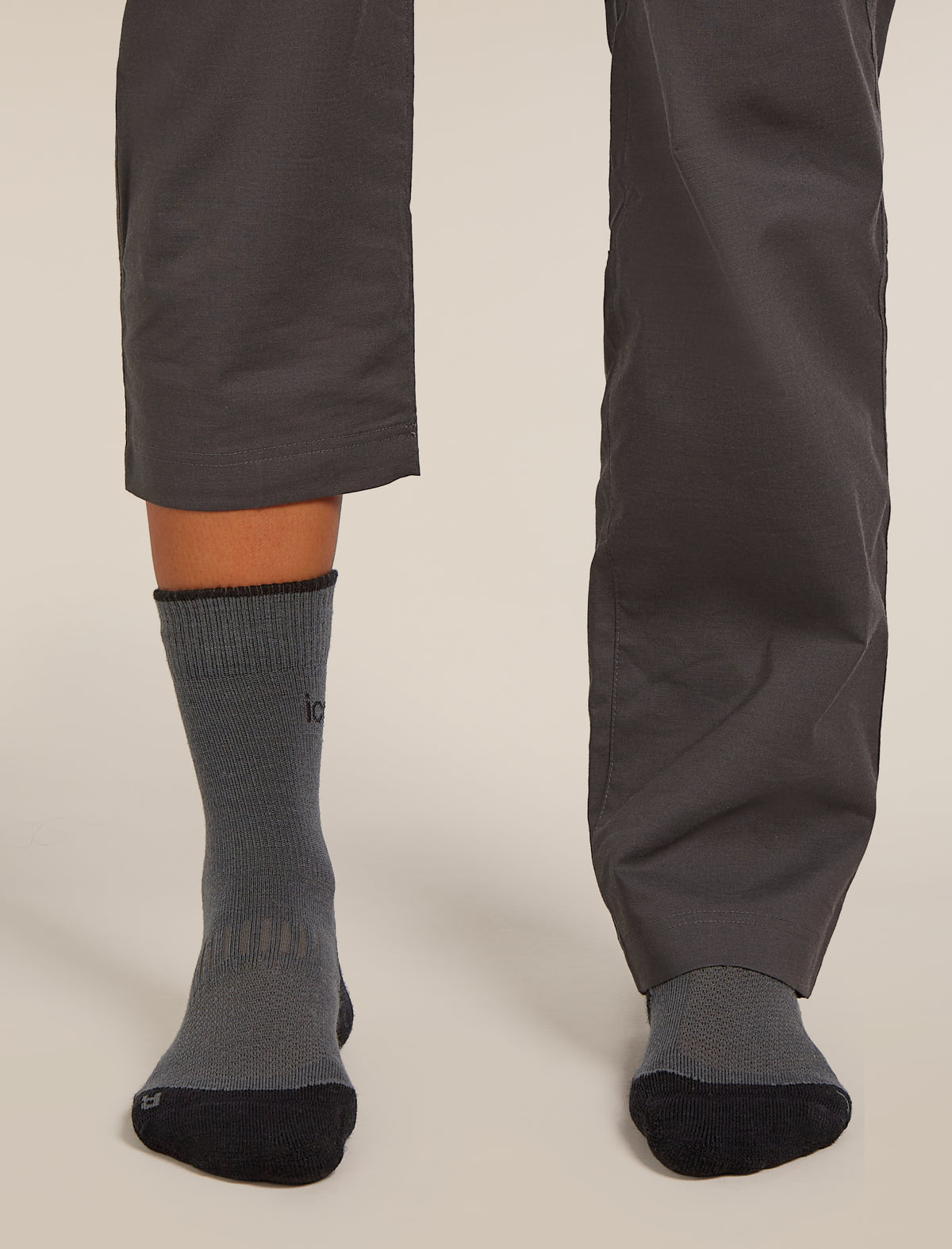 Women's Merino Hike+ Light Crew Socks Obsidian/Black - 4