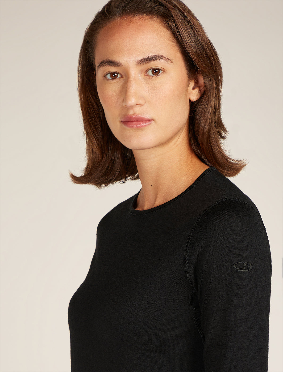 Women's Merino 200 Oasis Long Sleeve Crewe Thermal Top Black - 9