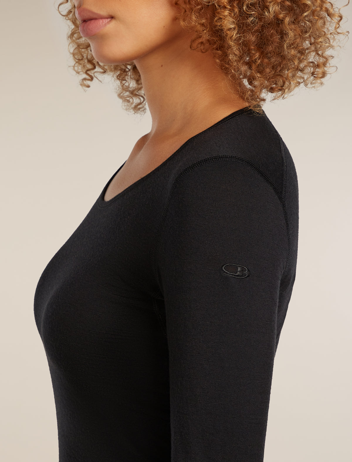 Women's Merino 200 Oasis Long Sleeve Scoop Thermal Top Black - 6