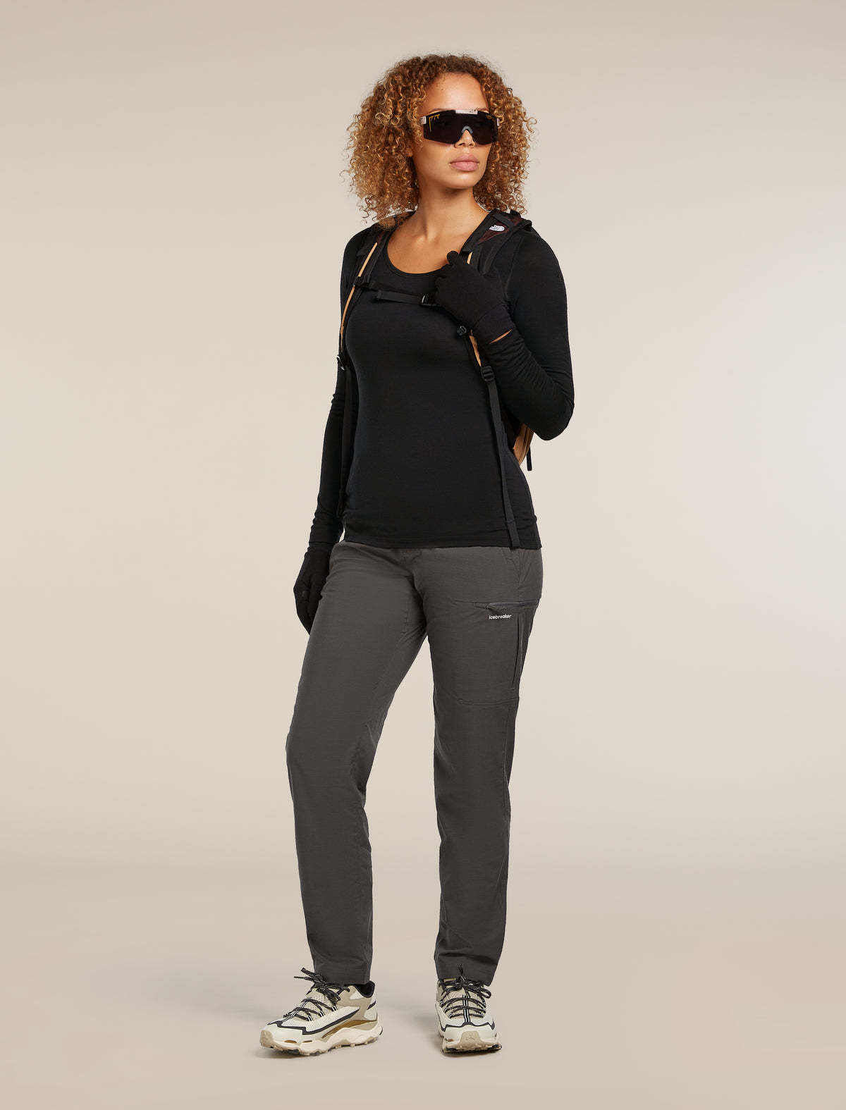 Women's Merino 200 Oasis Long Sleeve Scoop Thermal Top Black - 4